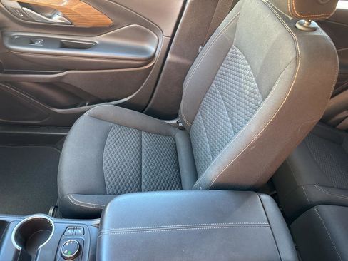 Used 2018 GMC Terrain SLE w/ Driver Convenience Package image 16