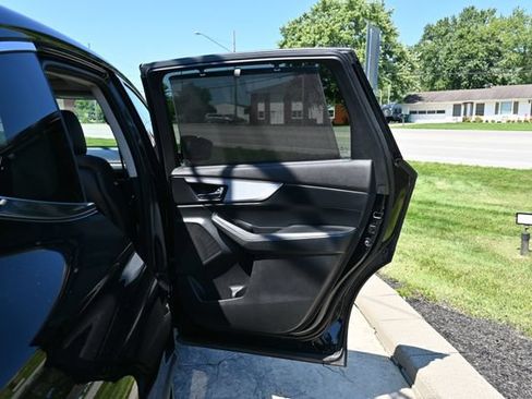 Used 2023 Acura MDX SH-AWD w/ Technology Package image 19
