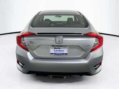 Used 2019 Honda Civic Sport image 6