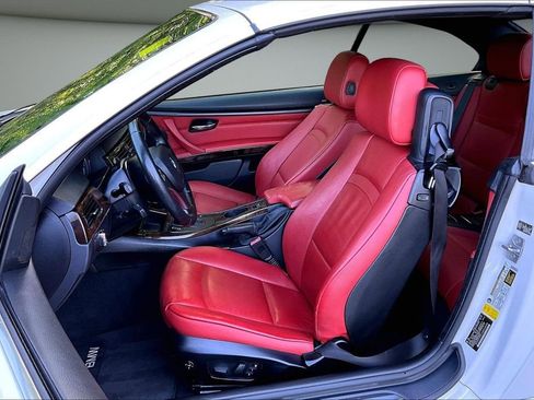 Used 2011 BMW 328i Convertible RWD image 19