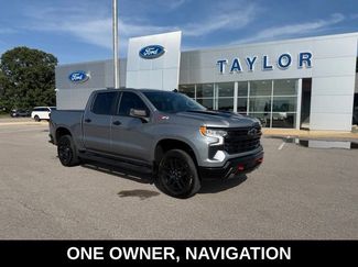 Used 2025 Chevrolet Silverado 1500 LT Trail Boss w/ Convenience Package II AWD/4WD video 1