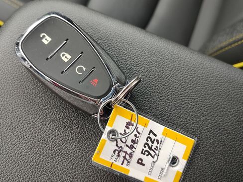 Used 2025 Chevrolet TrailBlazer ACTIV w/ Driver Confidence Package image 23