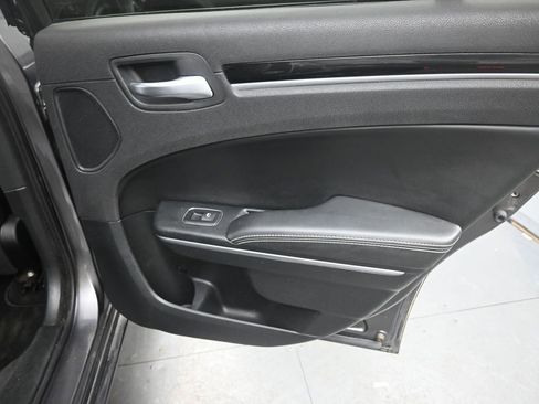 Used 2017 Chrysler 300 S w/ 300S Premium Group image 16