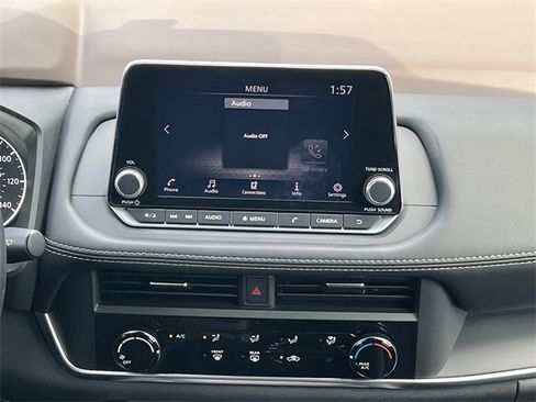 Certified 2023 Nissan Rogue S image 5