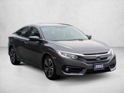 Used 2017 Honda Civic EX-T image 3
