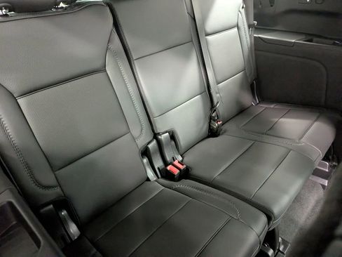 Used 2026 GMC Yukon XL Denali w/ Sun & Power Step Package AWD/4WD image 26