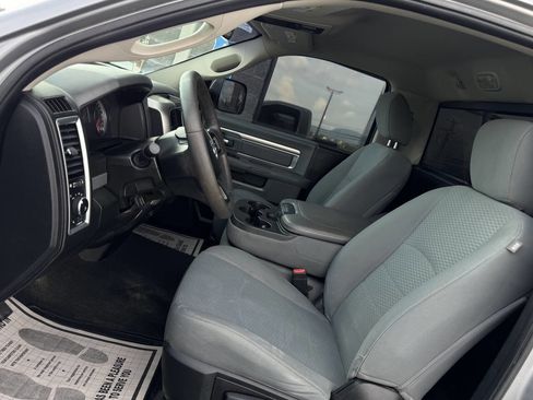 Used 2019 RAM 1500 Classic SLT image 7