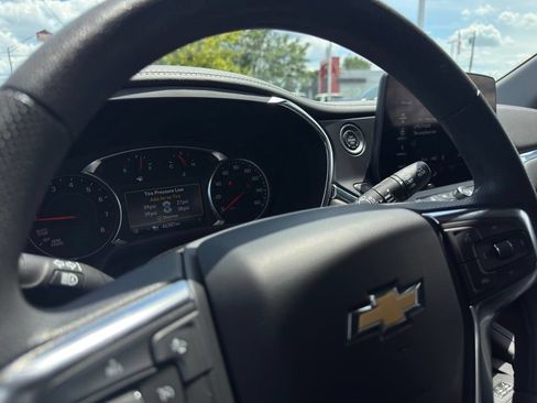 Used 2024 Chevrolet Blazer LT w/ Convenience Package FWD image 11