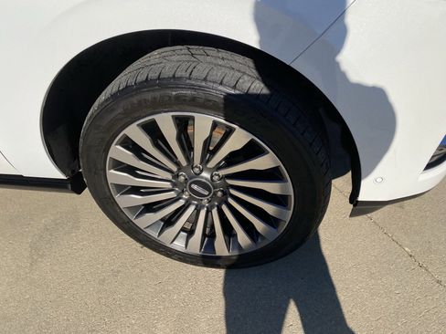 Used 2020 Lincoln Navigator Reserve w/ Luxury Package image 2