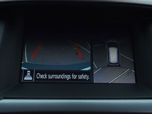 Used 2018 Nissan Pathfinder SL w/ Midnight Edition Package image 27