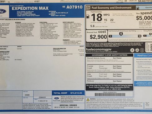 Used 2025 Ford Expedition Max Active AWD/4WD image 2