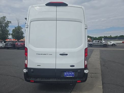 Used 2025 Ford Transit 250 148 High Roof Extended AWD image 6