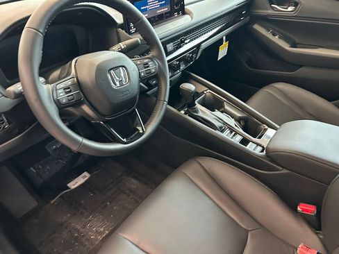 New 2026 Honda Accord EX-L image 10