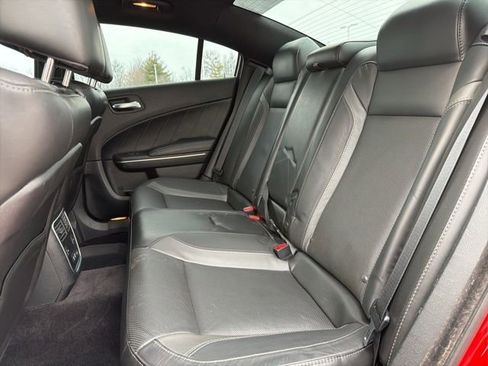 Used 2018 Dodge Charger SXT Plus w/ Quick Order Package 29J image 12