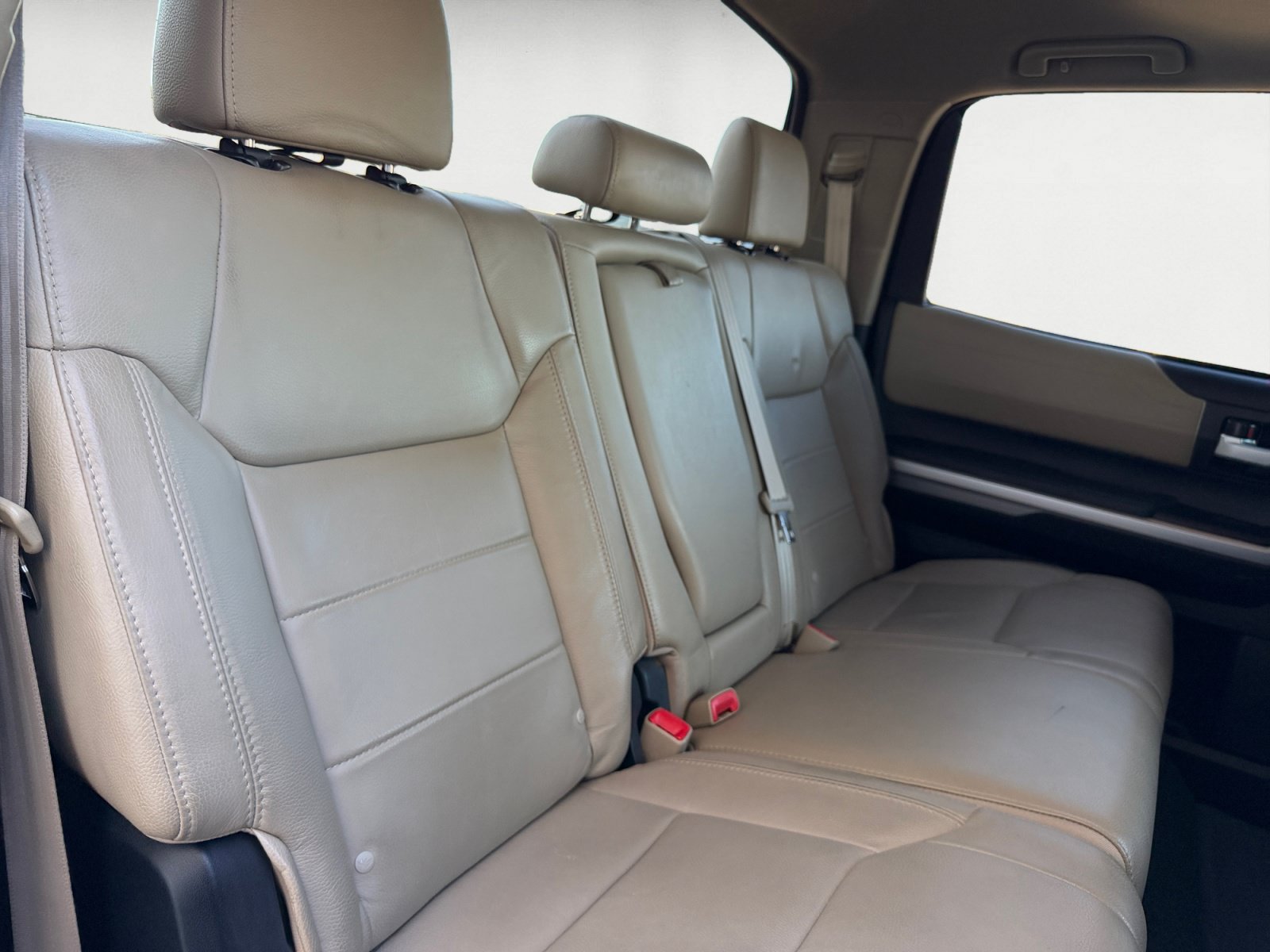 Used 2014 Toyota Tundra Limited w/ Limited Premium Package AWD/4WD image 18