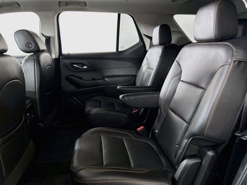 Used 2021 Chevrolet Traverse Premier w/ Redline Edition FWD image 7