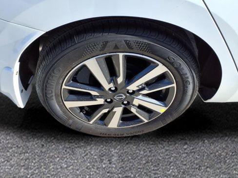 New 2025 Nissan Versa SV w/ Trunk Package image 9