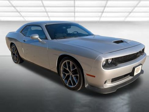 Used 2022 Dodge Challenger GT RWD image 1