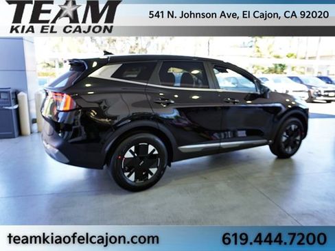 Used 2026 Kia Sportage LX FWD image 9