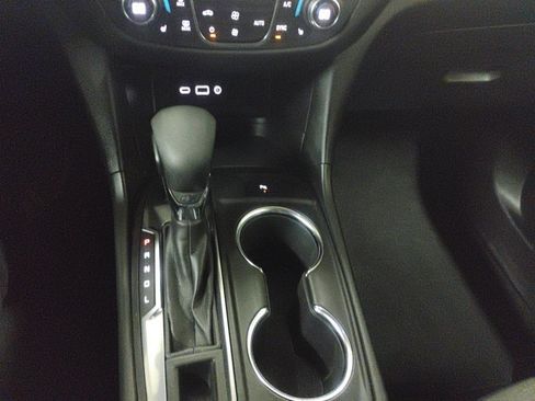 Used 2024 Chevrolet Equinox LT image 14