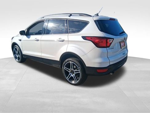 Used 2019 Ford Escape SEL AWD/4WD image 3