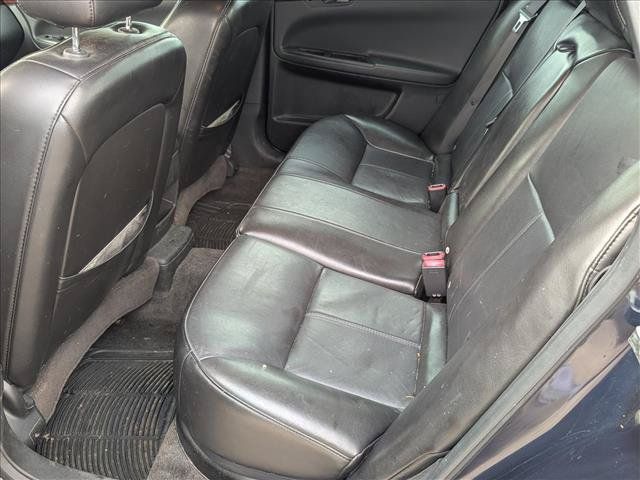 Used 2008 Chevrolet Impala LT w/ Luxury Edition Package FWD image 17
