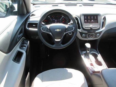 Certified 2024 Chevrolet Equinox LS FWD image 14
