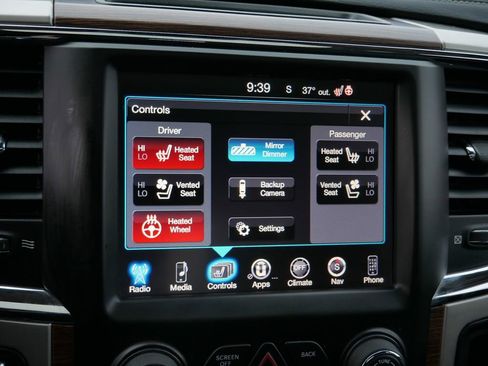 Used 2017 RAM 1500 Laramie w/ Convenience Group image 29