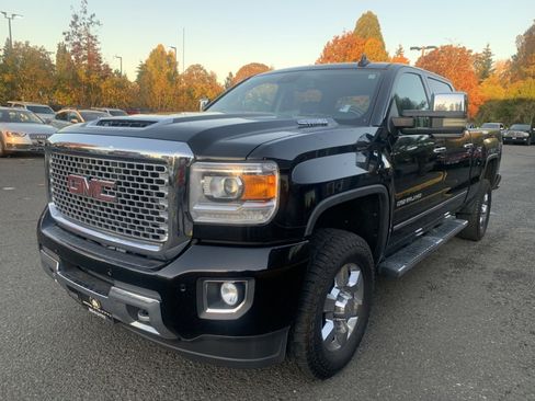 Used 2017 GMC Sierra 3500 Denali w/ Duramax Plus Package image 1