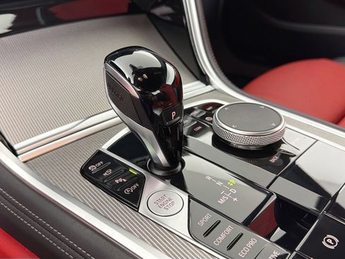 Certified 2024 BMW 840i Coupe w/ Driving Assistance Package image 17