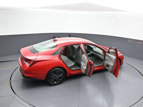 Certified 2023 Hyundai Elantra SEL FWD image 44