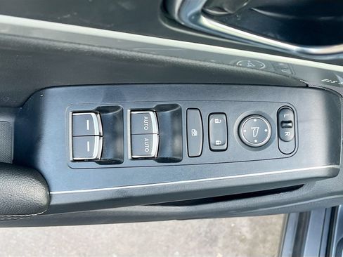 Used 2025 Acura Integra A-Spec FWD image 17