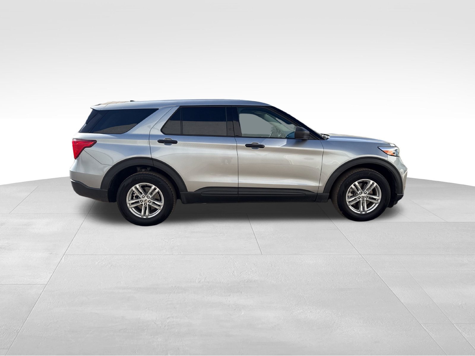 Certified 2022 Ford Explorer 4WD image 6