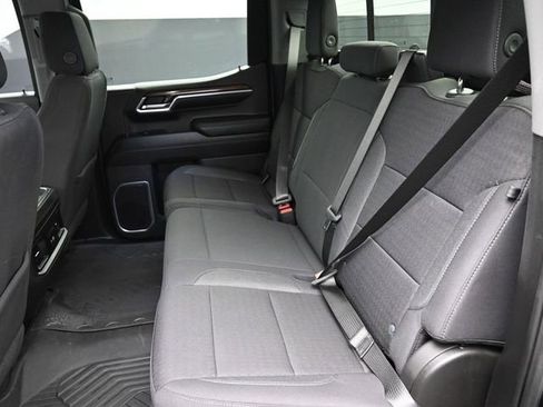 Used 2024 Chevrolet Silverado 1500 RST AWD/4WD image 17