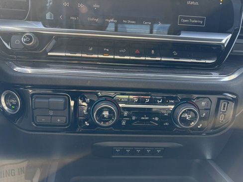 Used 2024 Chevrolet Silverado 2500 LTZ w/ LTZ Plus Package image 15