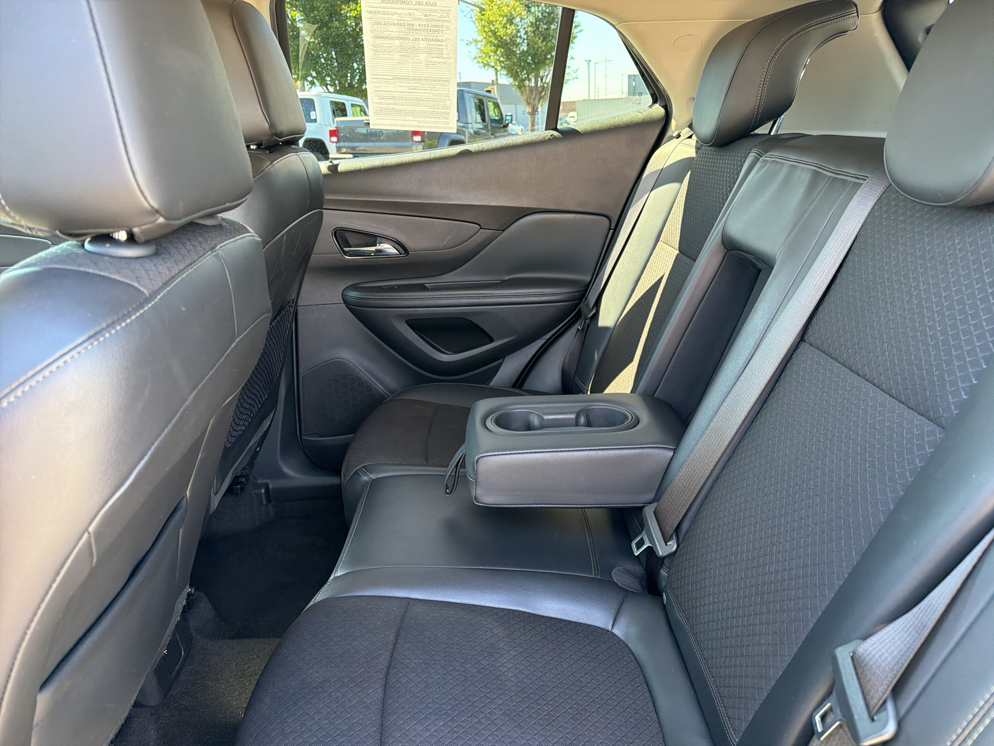 Used 2021 Buick Encore Preferred FWD image 24