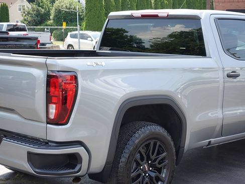Used 2024 GMC Sierra 1500 Pro w/ Graphite Edition AWD/4WD image 11