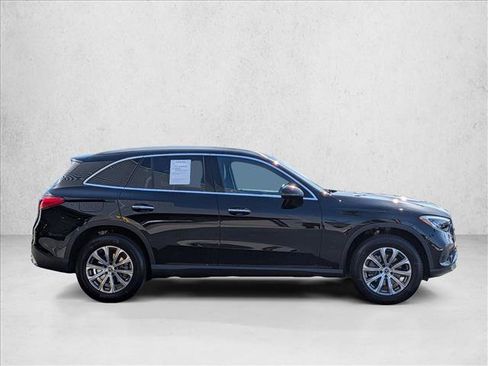 Certified 2026 Mercedes-Benz GLC 300 image 4