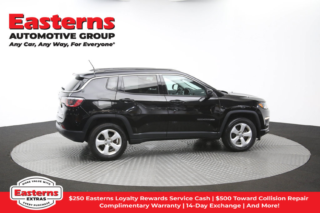 Used 2018 Jeep Compass Latitude w/ Popular Equipment Group AWD/4WD image 45