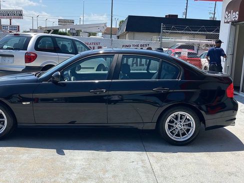 Used 2010 BMW 328i Sedan RWD image 7