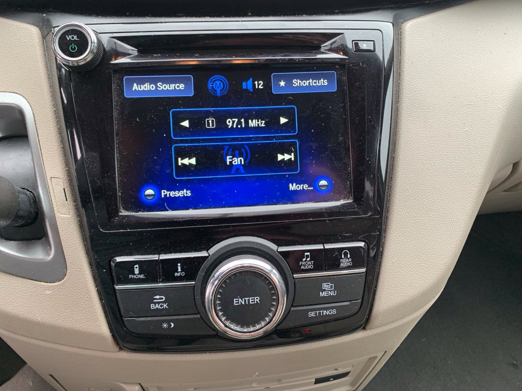 Used 2016 Honda Odyssey SE image 43