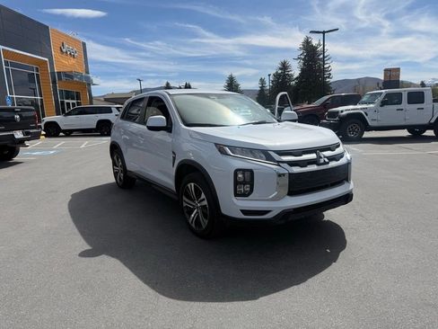 Used 2025 Mitsubishi Outlander Sport ES AWD/4WD image 2