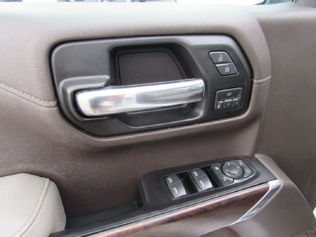 Used 2019 GMC Sierra 1500 SLT w/ SLT Premium Plus Package AWD/4WD image 12