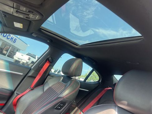 Used 2023 Genesis G70 2.0T w/ Sport Prestige Package RWD image 11