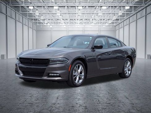 Used 2023 Dodge Charger SXT AWD/4WD image 9