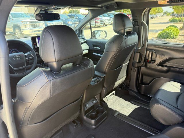 Used 2026 Toyota Sienna XLE Woodland Edition AWD/4WD image 23