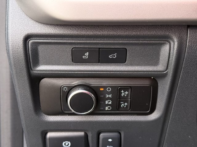 Used 2024 Ford Expedition XLT RWD image 24