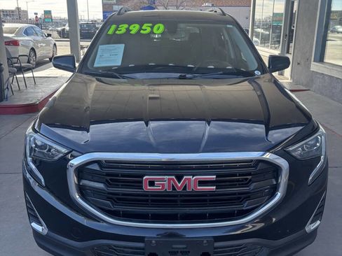 Used 2018 GMC Terrain SLE w/ Driver Convenience Package image 3