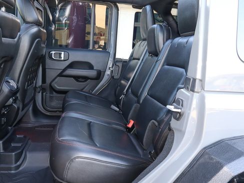 Used 2019 Jeep Wrangler Unlimited Rubicon image 8