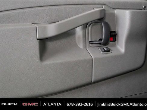 New 2025 GMC Savana 2500 w/ Driver Convenience Package RWD image 4